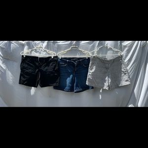 EUC Loft & Universal Thread Bundle of 3 Shorts